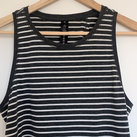 Yogalicious Women’s Sleeveless Tank Top Grey /White M - Picture 2 of 6